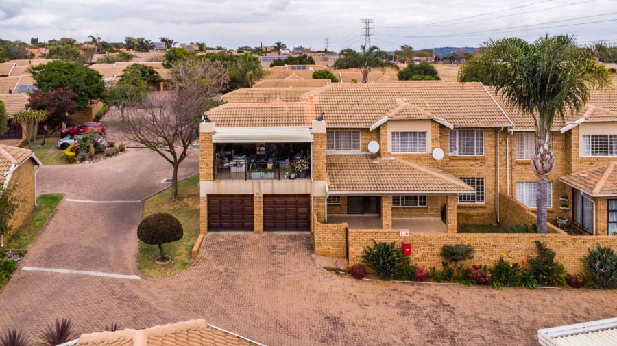 2 Bedroom Property for Sale in The Wilds Gauteng
