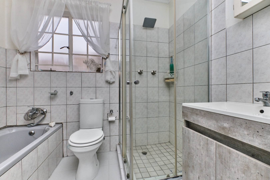 2 Bedroom Property for Sale in Radiokop Gauteng