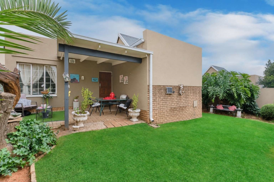 2 Bedroom Property for Sale in Radiokop Gauteng