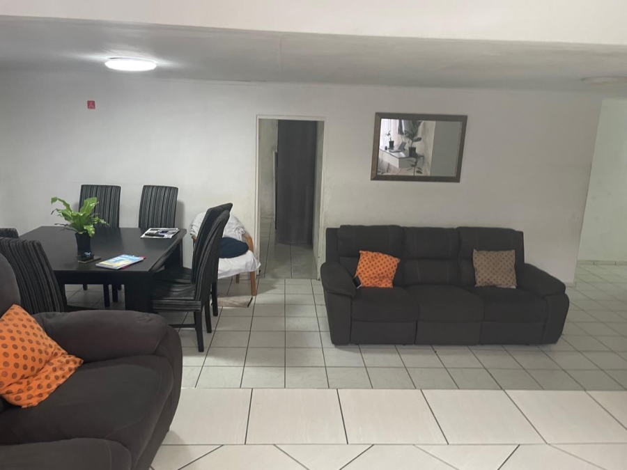 3 Bedroom Property for Sale in Bloubosrand Gauteng