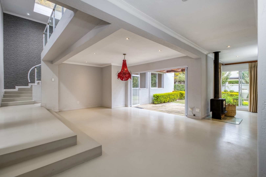 6 Bedroom Property for Sale in Dainfern Golf Estate Gauteng
