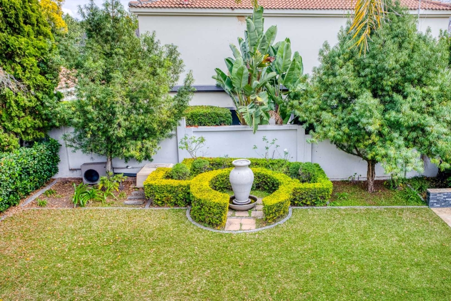 6 Bedroom Property for Sale in Dainfern Golf Estate Gauteng