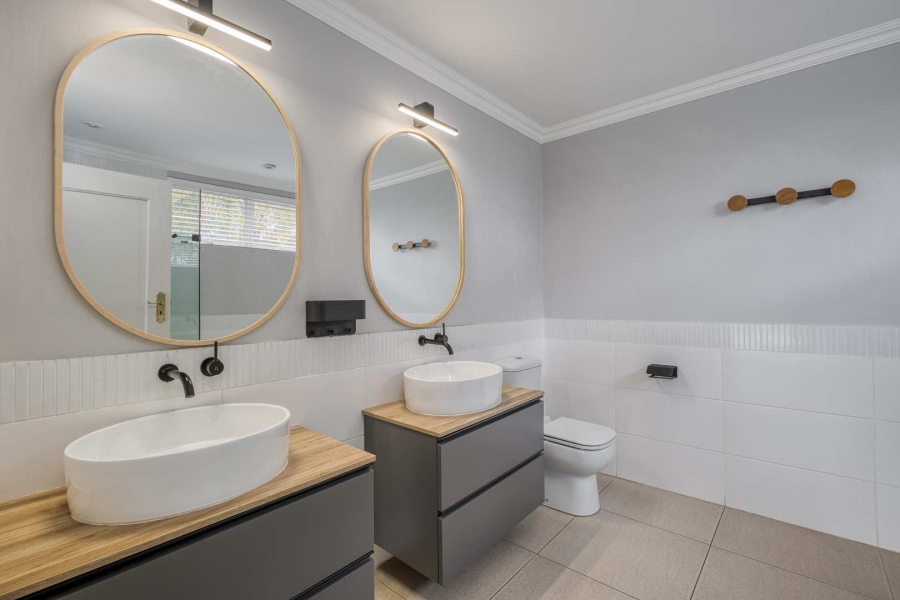 6 Bedroom Property for Sale in Dainfern Golf Estate Gauteng