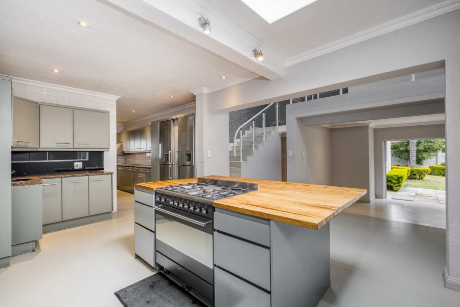 6 Bedroom Property for Sale in Dainfern Golf Estate Gauteng