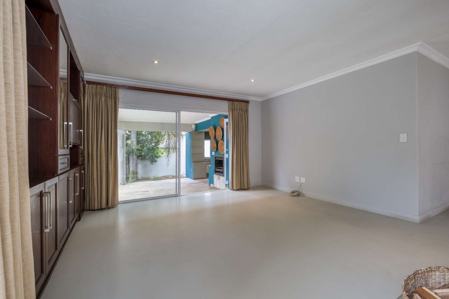 6 Bedroom Property for Sale in Dainfern Golf Estate Gauteng
