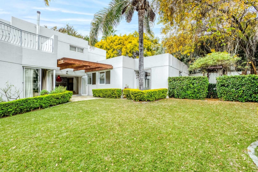 6 Bedroom Property for Sale in Dainfern Golf Estate Gauteng