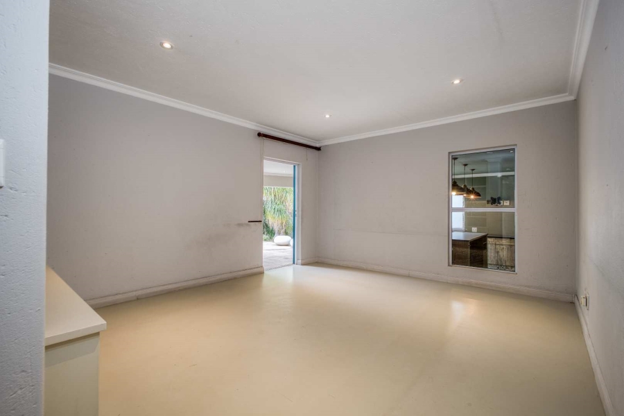 6 Bedroom Property for Sale in Dainfern Golf Estate Gauteng