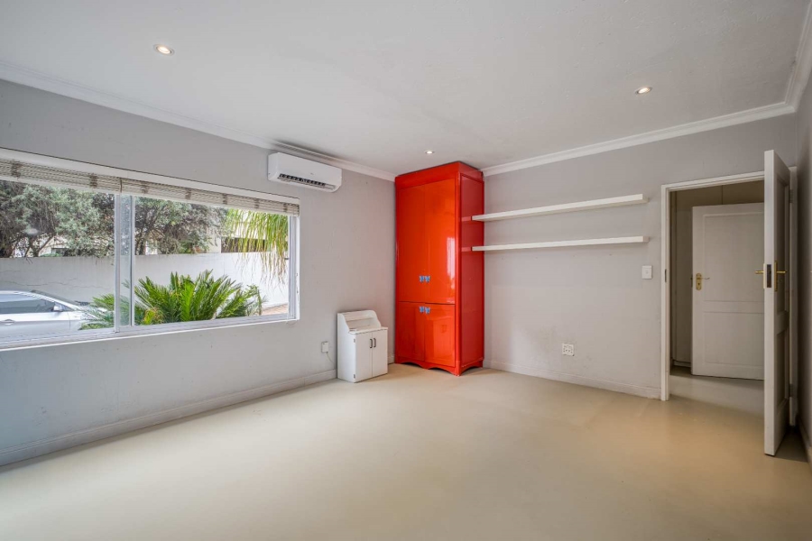 6 Bedroom Property for Sale in Dainfern Golf Estate Gauteng