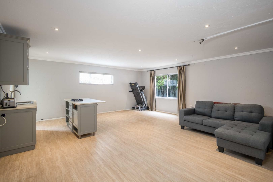 6 Bedroom Property for Sale in Dainfern Golf Estate Gauteng