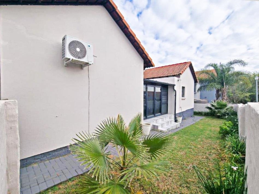 3 Bedroom Property for Sale in Olympus AH Gauteng