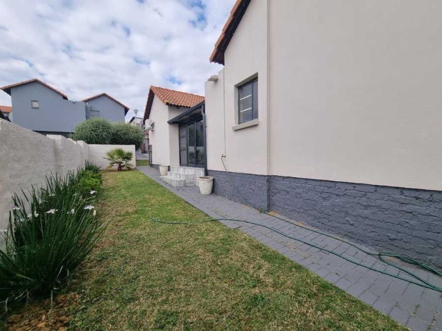 3 Bedroom Property for Sale in Olympus AH Gauteng