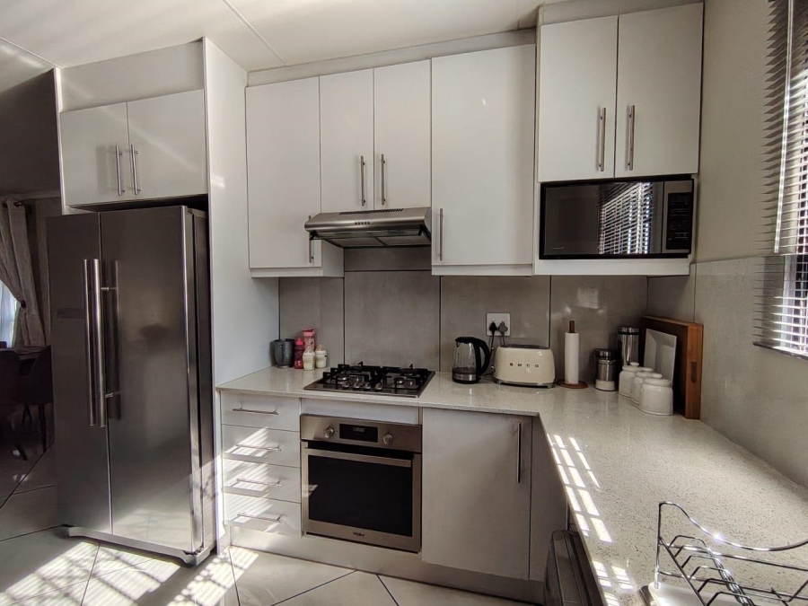 3 Bedroom Property for Sale in Mackenzie Park Gauteng