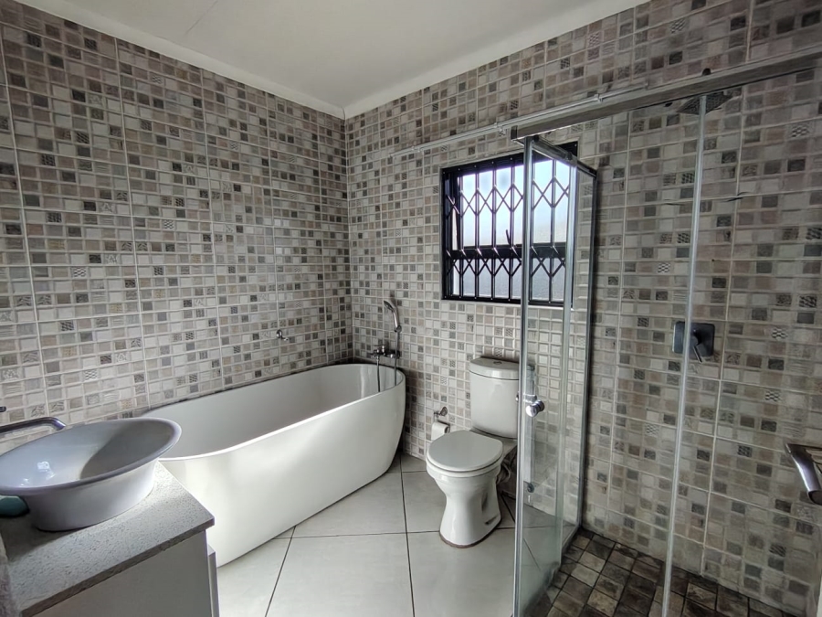 3 Bedroom Property for Sale in Mackenzie Park Gauteng