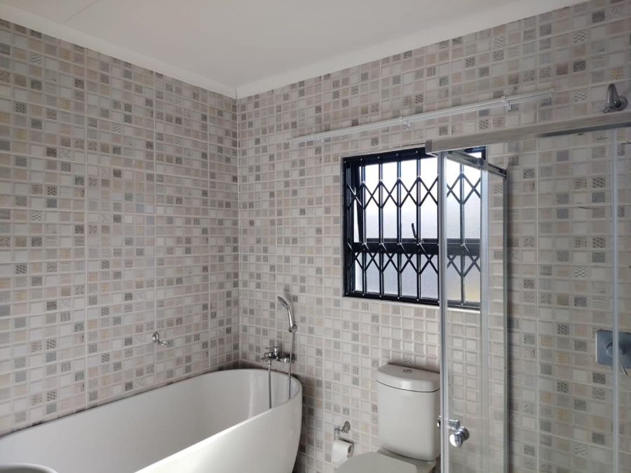 3 Bedroom Property for Sale in Mackenzie Park Gauteng