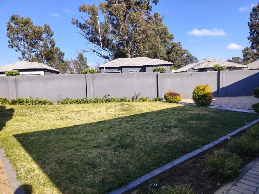 3 Bedroom Property for Sale in Mackenzie Park Gauteng
