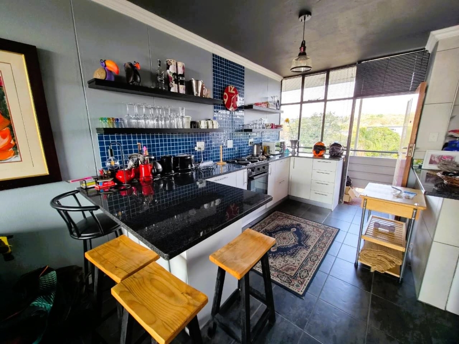 2 Bedroom Property for Sale in Queenswood Gauteng