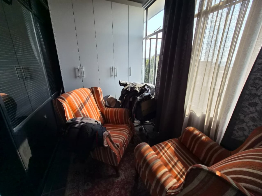2 Bedroom Property for Sale in Queenswood Gauteng