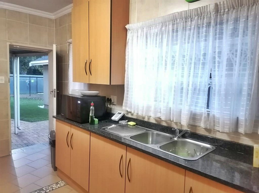 3 Bedroom Property for Sale in Brackendowns Gauteng