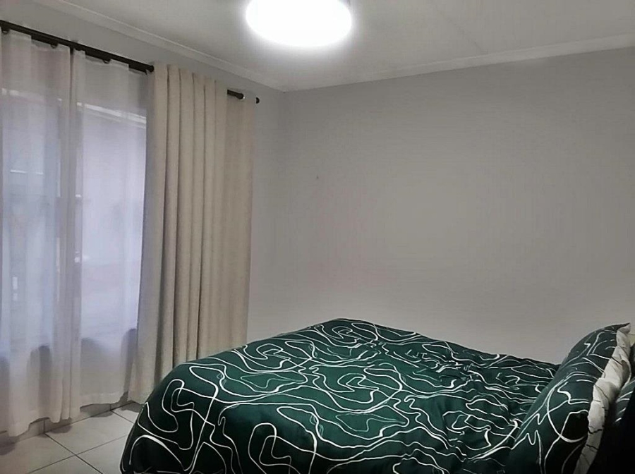 3 Bedroom Property for Sale in Brackendowns Gauteng