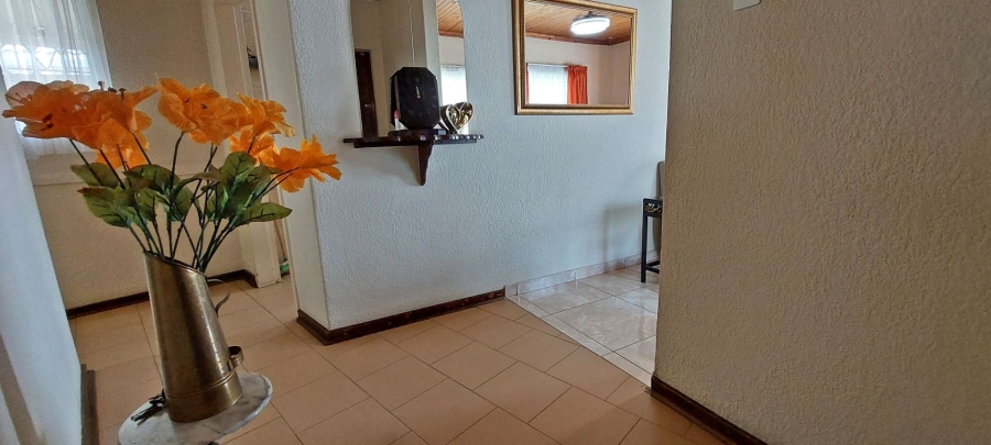 3 Bedroom Property for Sale in Brackendowns Gauteng