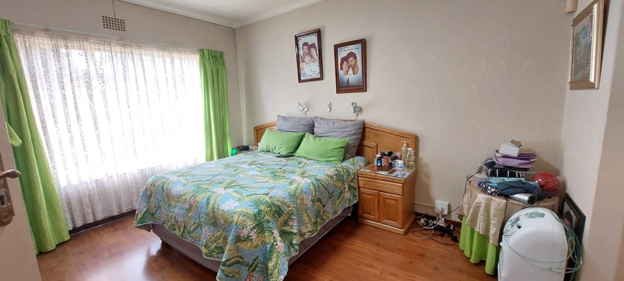3 Bedroom Property for Sale in Brackendowns Gauteng