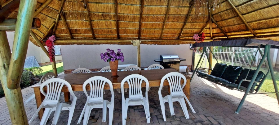 3 Bedroom Property for Sale in Brackendowns Gauteng