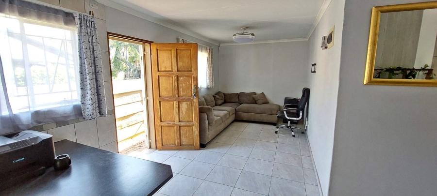 3 Bedroom Property for Sale in Brackendowns Gauteng