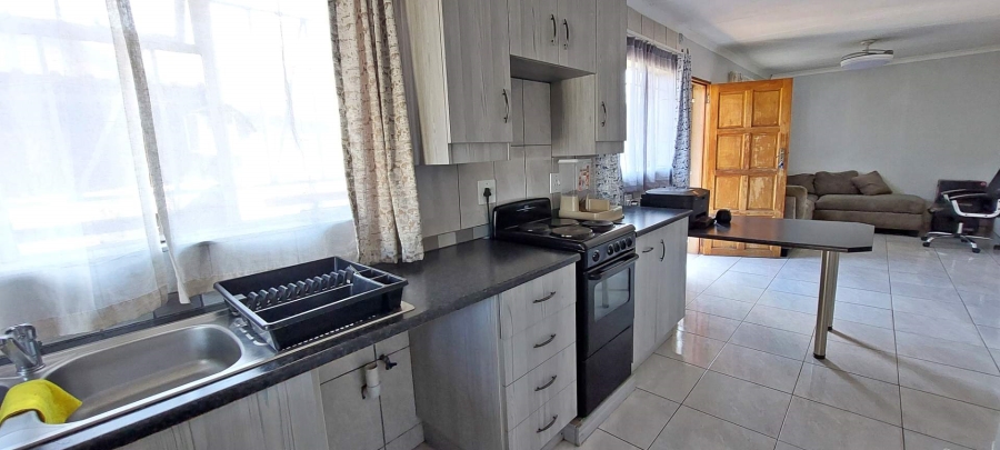 3 Bedroom Property for Sale in Brackendowns Gauteng