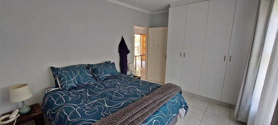 3 Bedroom Property for Sale in Brackendowns Gauteng