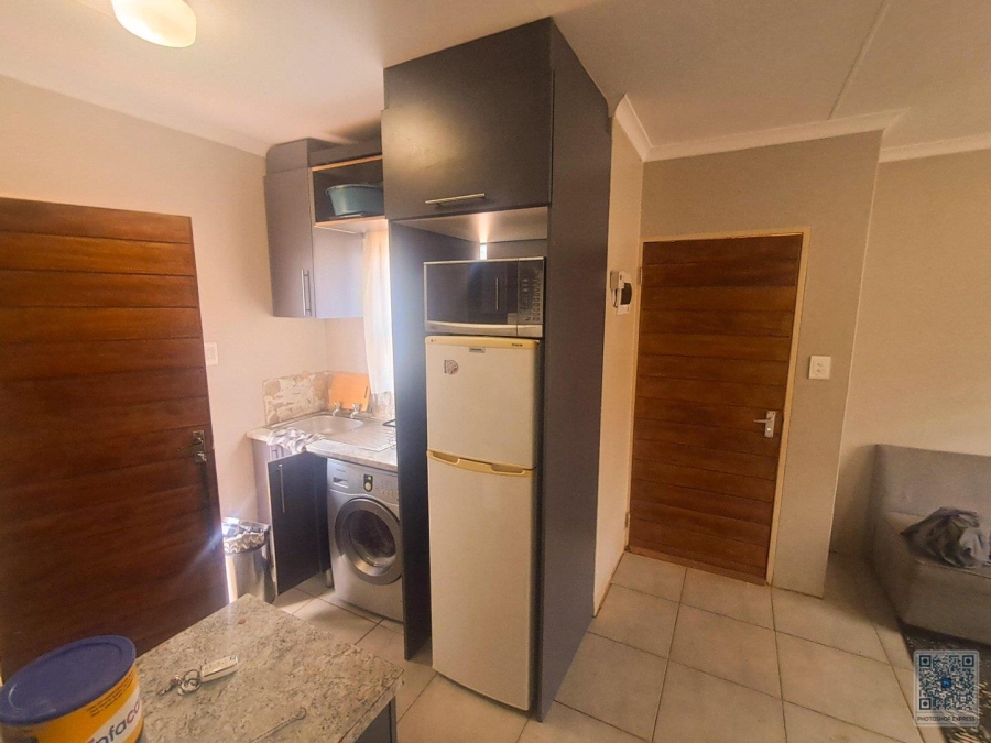 3 Bedroom Property for Sale in Clayville Gauteng