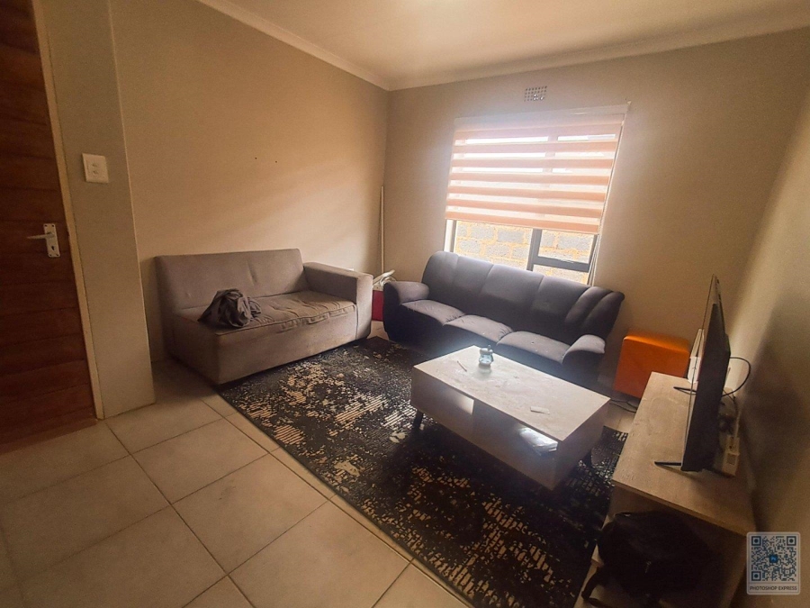 3 Bedroom Property for Sale in Clayville Gauteng
