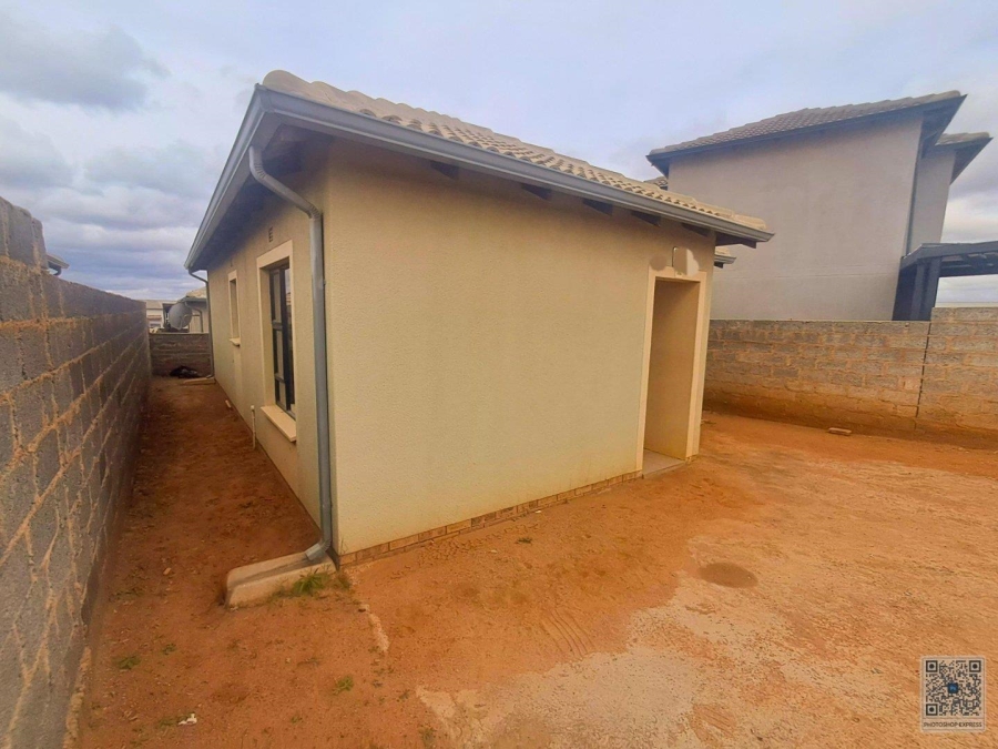 3 Bedroom Property for Sale in Clayville Gauteng