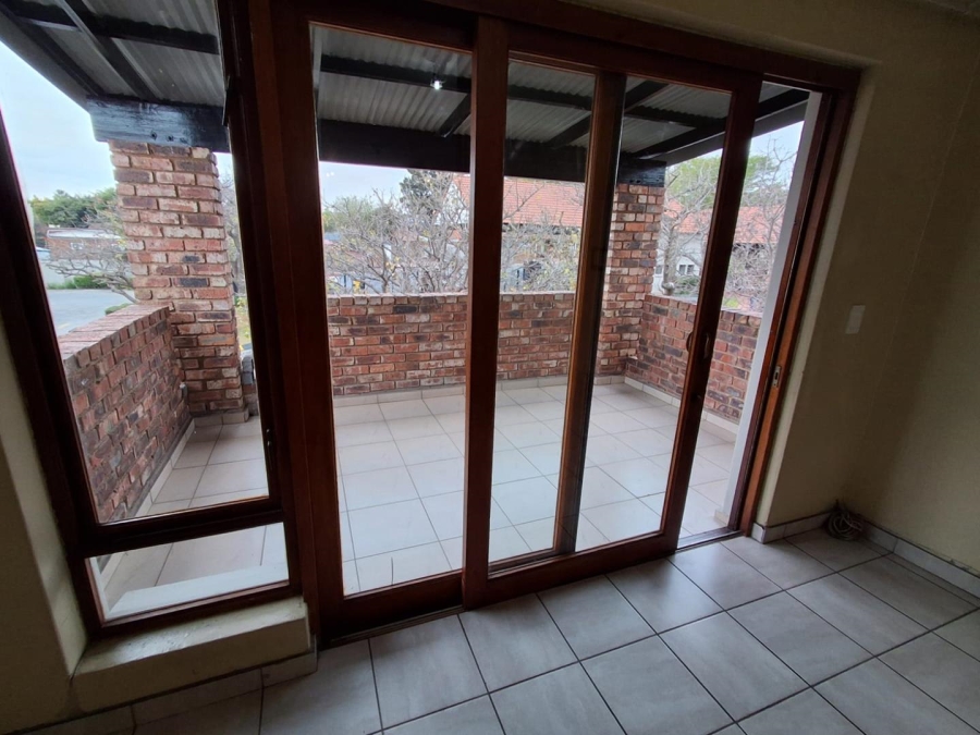 2 Bedroom Property for Sale in Vorna Valley Gauteng