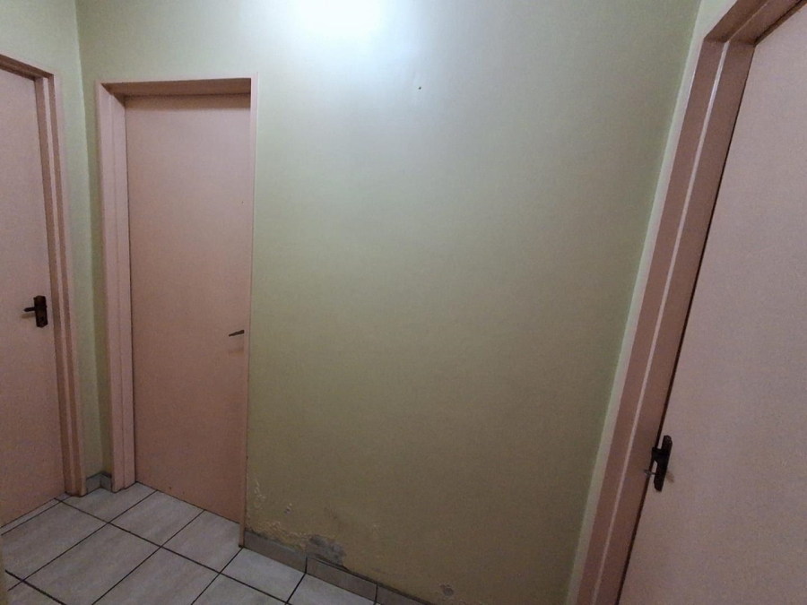 2 Bedroom Property for Sale in Vorna Valley Gauteng
