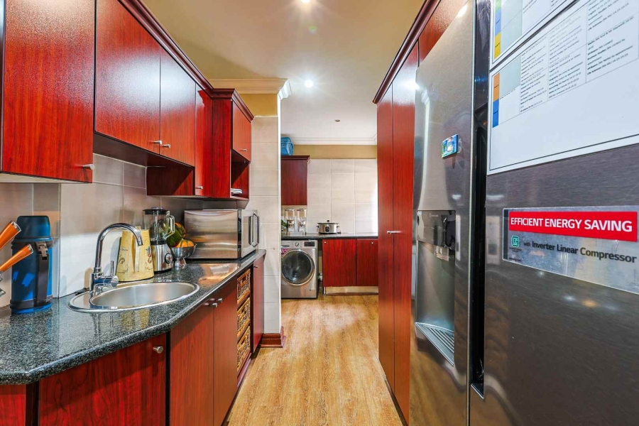 4 Bedroom Property for Sale in Faerie Glen Gauteng