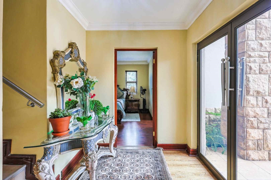 4 Bedroom Property for Sale in Faerie Glen Gauteng