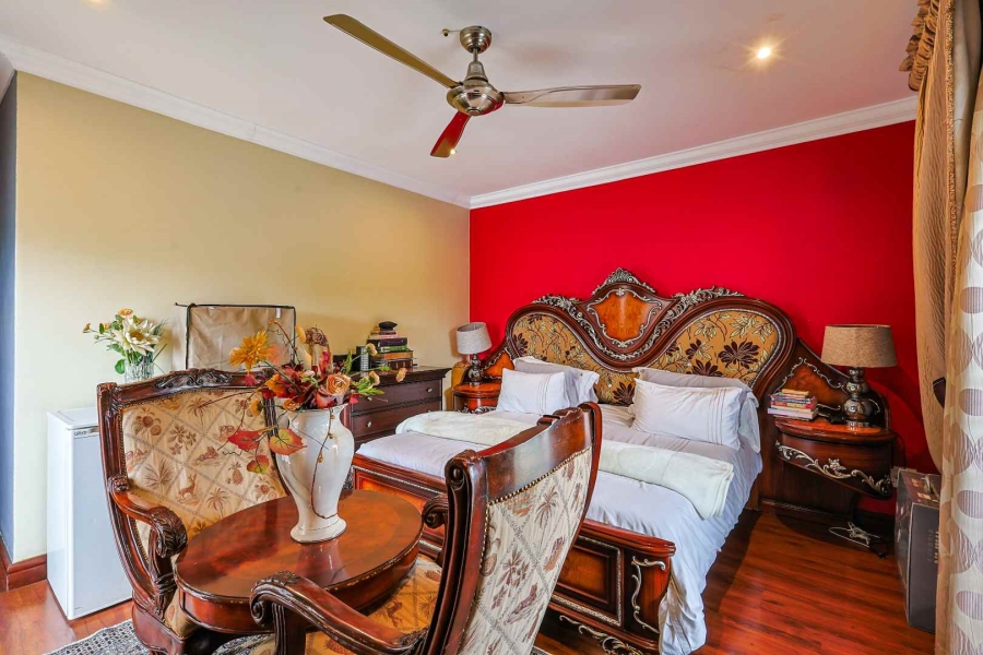 4 Bedroom Property for Sale in Faerie Glen Gauteng