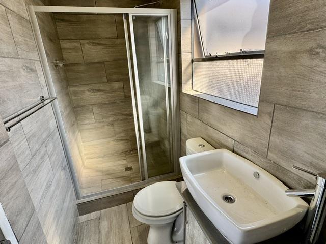1 Bedroom Property for Sale in Kensington B Gauteng