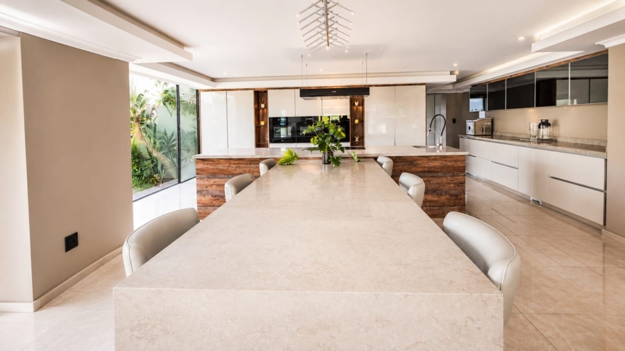 5 Bedroom Property for Sale in Blue Valley Golf Estate Gauteng