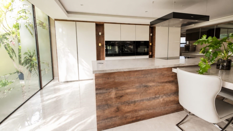 5 Bedroom Property for Sale in Blue Valley Golf Estate Gauteng