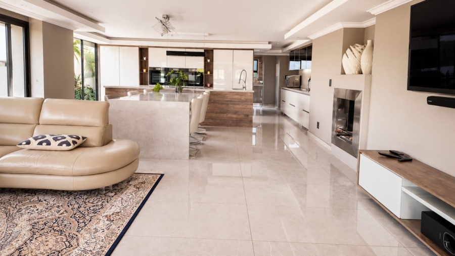 5 Bedroom Property for Sale in Blue Valley Golf Estate Gauteng
