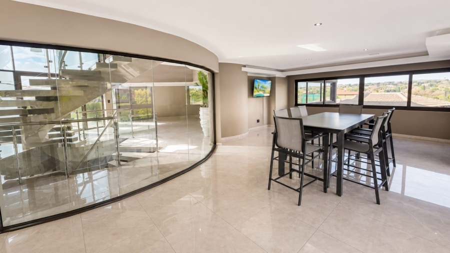 5 Bedroom Property for Sale in Blue Valley Golf Estate Gauteng