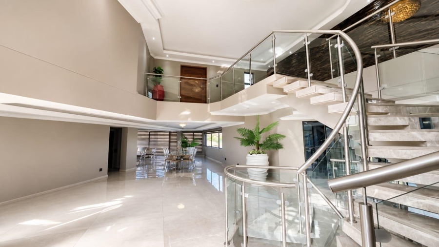 5 Bedroom Property for Sale in Blue Valley Golf Estate Gauteng
