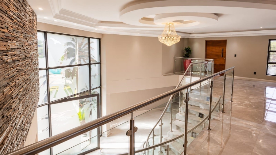 5 Bedroom Property for Sale in Blue Valley Golf Estate Gauteng