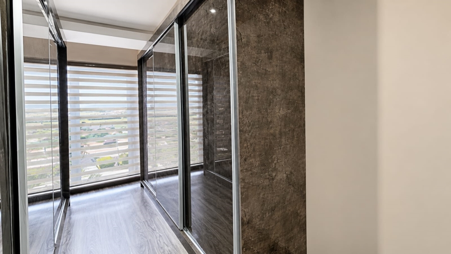 5 Bedroom Property for Sale in Blue Valley Golf Estate Gauteng