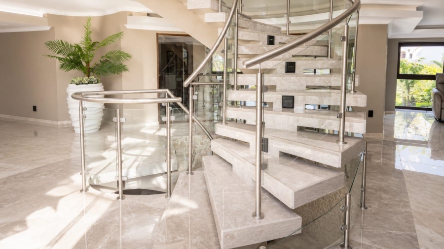 5 Bedroom Property for Sale in Blue Valley Golf Estate Gauteng