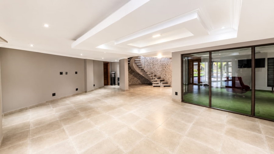 5 Bedroom Property for Sale in Blue Valley Golf Estate Gauteng