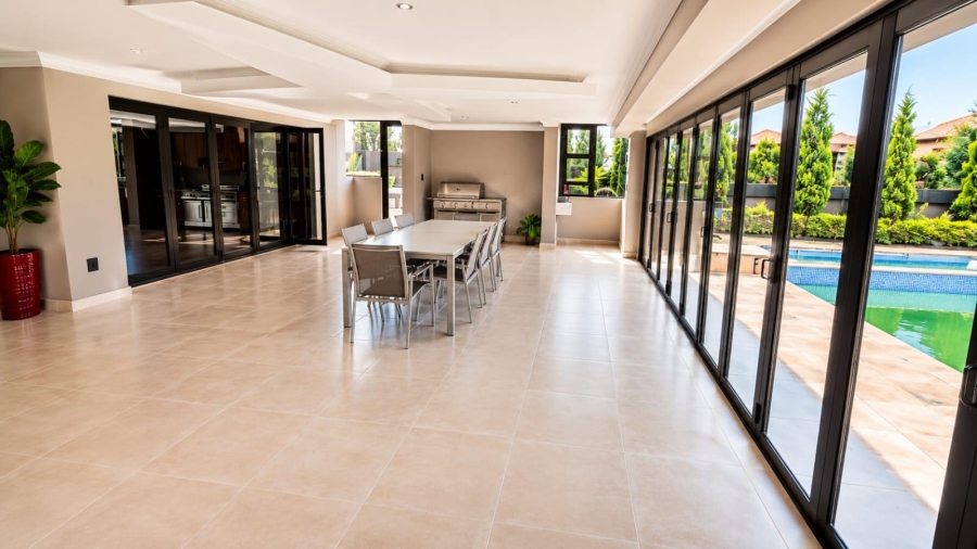 5 Bedroom Property for Sale in Blue Valley Golf Estate Gauteng