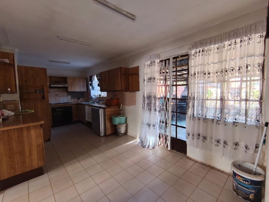 3 Bedroom Property for Sale in Crystal Park Gauteng