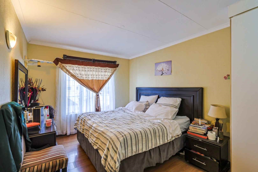 3 Bedroom Property for Sale in Faerie Glen Gauteng